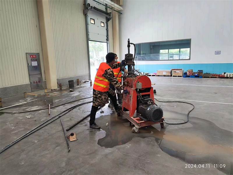 华亭厂房地面下沉塌陷注浆加固施工